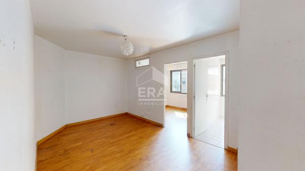 Appartement Paris 2 pièces de 49 m2 avec travaux