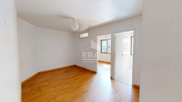 Appartement Paris 2 pièces de 49 m2 avec travaux