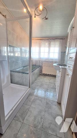 Arras, quartier Université, pavillon individuel d'environ 100 m²