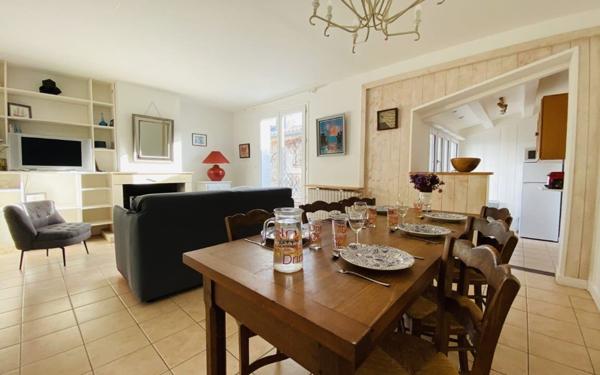 Maison à louer    4 pièces •  La Flotte