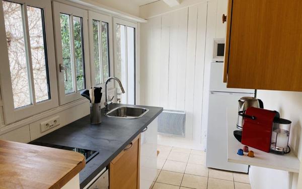 Maison à louer    4 pièces •  La Flotte