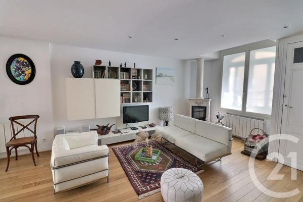 Maison à vendre  6 pièces - 118,41 m 2   VILLENAVE D ORNON  - 33