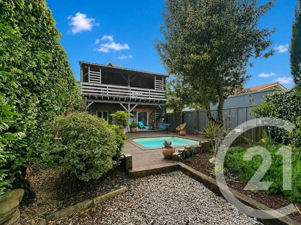Maison à vendre  6 pièces - 118,41 m 2   VILLENAVE D ORNON  - 33