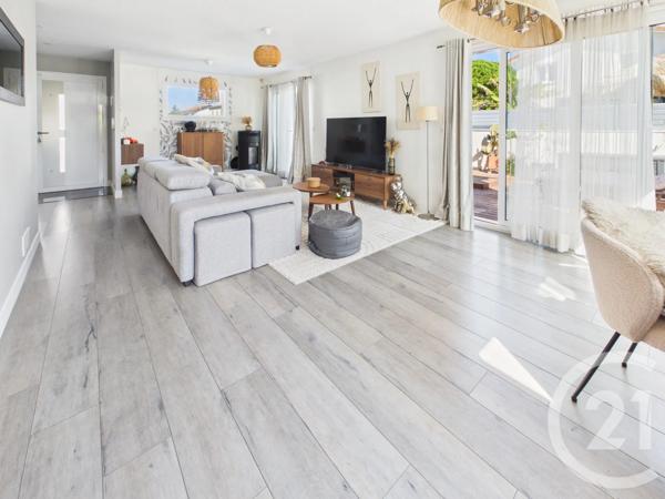 Maison à vendre  6 pièces - 118,41 m 2   VILLENAVE D ORNON  - 33