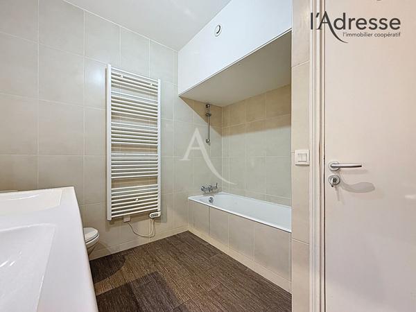 SURESNES/ Chêne - Appartement 4 pièces 77m² - Jardin de 73m² - 1 Cabanon - 1 Parking