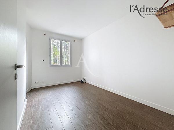 SURESNES/ Chêne - Appartement 4 pièces 77m² - Jardin de 73m² - 1 Cabanon - 1 Parking
