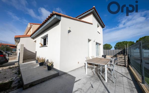 Maison à vendre    4 pièces •  Claira