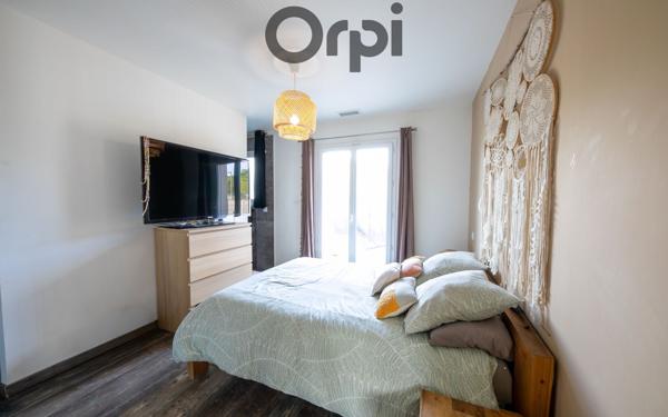 Maison à vendre    4 pièces •  Claira