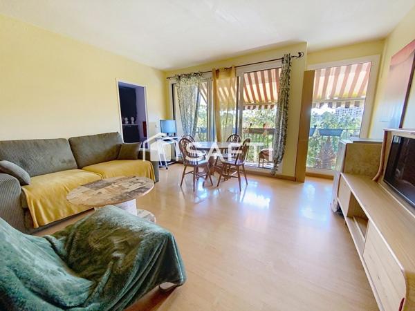 Appartement lumineux - Dernier étage 4/4 avec balcon