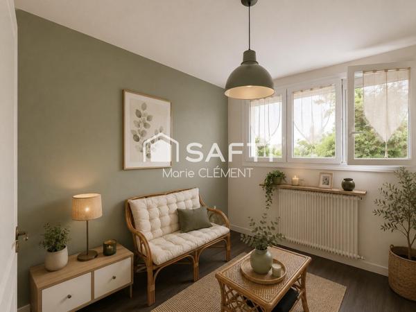 Maison de 105 m2 au sol avec jardin 376 m2 dans le quartier du VILLAGE ANGLAIS