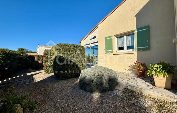 Maison Plain-pied lumineux et fonctionnel Proche commerc