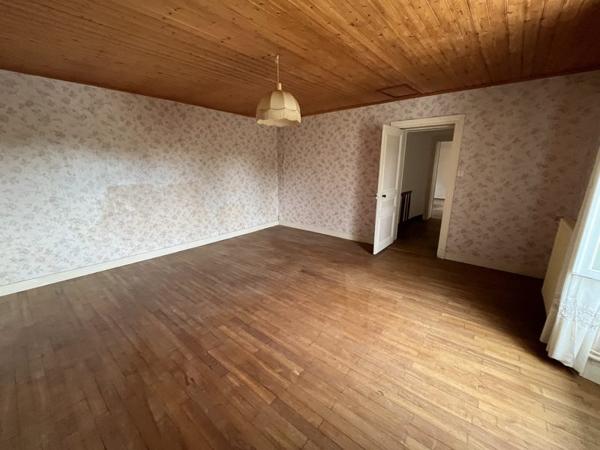 Maison à vendre 139 384 € Fléac 3 p 98 m² DPE F