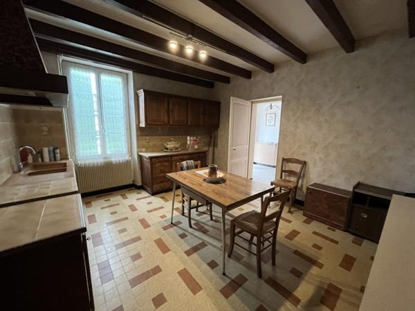 Maison à vendre 139 384 € Fléac 3 p 98 m² DPE F