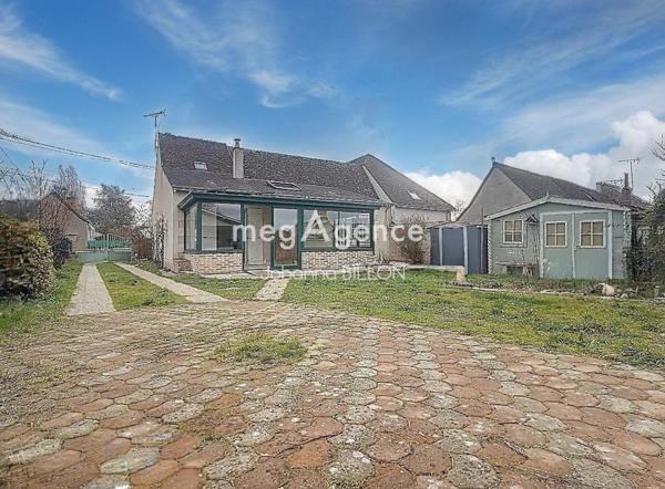 Maison à ESVRES, 37320 - 4 pièces 82m²