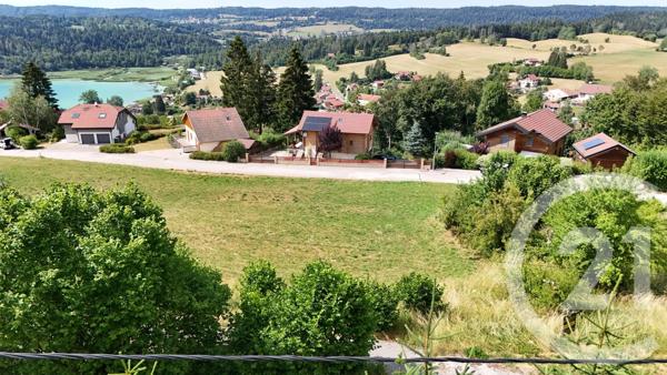Terrain à vendre  702 m 2   MONTPERREUX  - 25