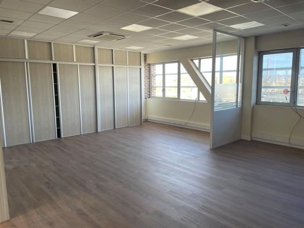 Bureaux à louer 202m2 à Beauvais