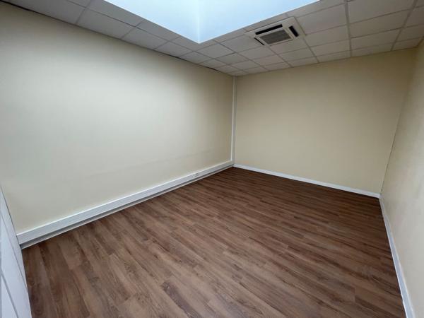 Bureaux à louer 202m2 à Beauvais