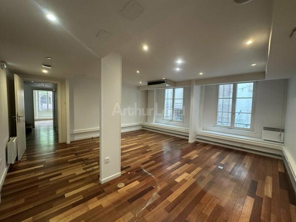 BUREAUX à LOUER de 105 m²
