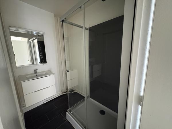 Appartement 3 pièce(s) 2 chambre(s) 56.1 m²