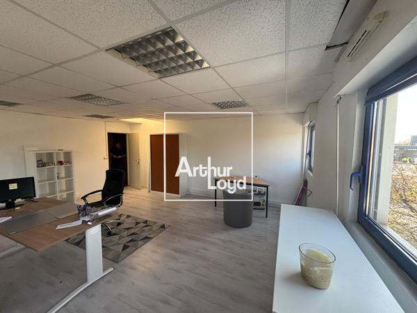 Bureaux à louer à Nîmes surfaces modulables et parking en foisonnement