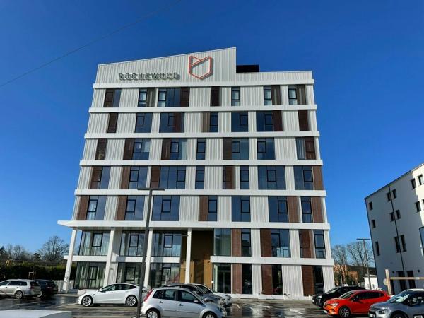 A VENDRE UN BUREAU DE 200m² - ZONE NORD LA ROCHE SUR YON