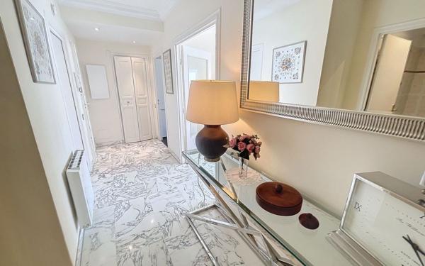 Appartement à vendre    4 pièces • 85,61 m2 Le Cannet