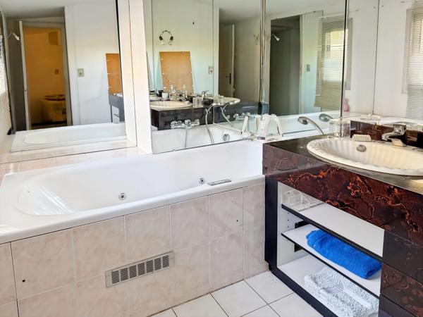 Maison à vendre 6 pièces NOGARO (32) - 263 m2 - Terrain 2443 m2