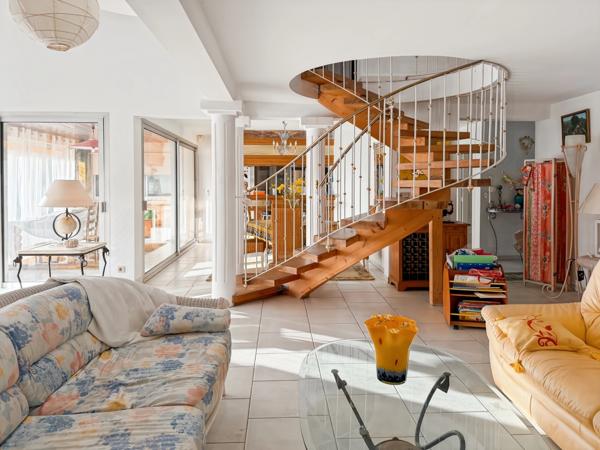 Maison à vendre 6 pièces NOGARO (32) - 263 m2 - Terrain 2443 m2