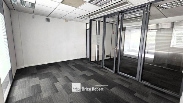 Bureaux à louer lumineux aménagés - Lyon 6ème emplacement stratégique