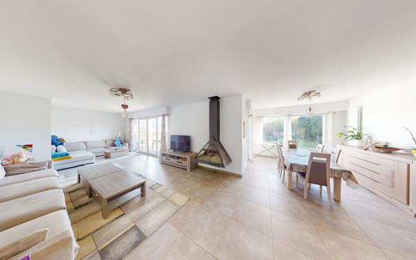 Maison à vendre    7 pièces •  Léguevin