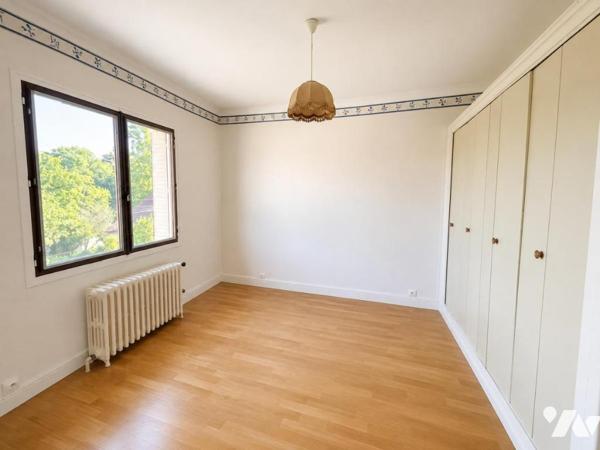 maison familiale sur 12.3 ares de terrain quartier Bregille (rue Mirabeau)