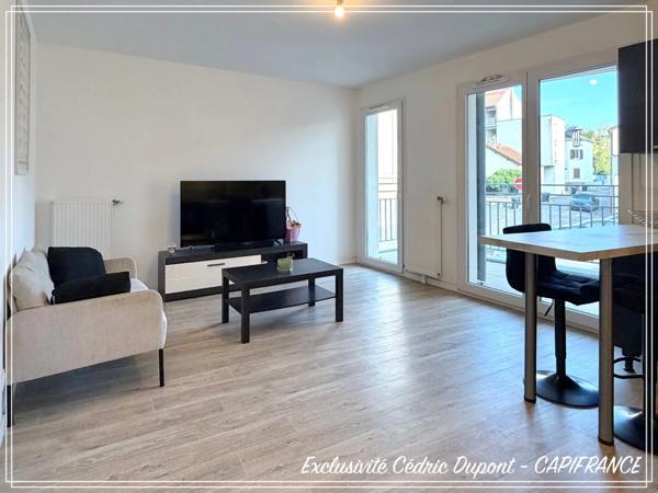 Appartement à vendre 2 pièces COULOMMIERS centre ville (77) - Balcon - Parking - Cave