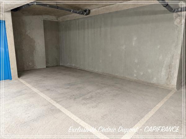Appartement à vendre 2 pièces COULOMMIERS centre ville (77) - Balcon - Parking - Cave