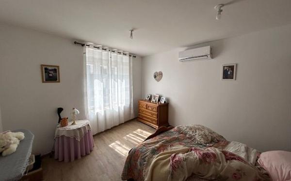 Maison à vendre    16 pièces • 261 m2 Cosne-Cours-sur-Loire