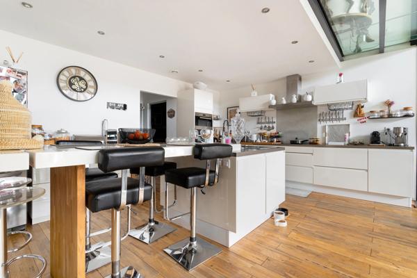 Loft 4 pièces - 155 m²