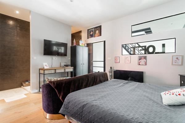 Loft 4 pièces - 155 m²