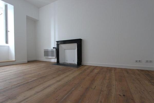 AU COEUR DE QUIMPER, UN BEL APPARTEMENT BOURGEOIS. - A QUIMPER Quimper CENTRE