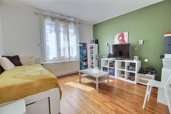 Maison Niort 4ch et 1 bureau
