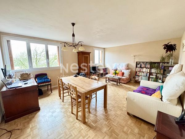 Appartement 2/3 pièce(s) 53 m2 Charentonneau + cave et parking