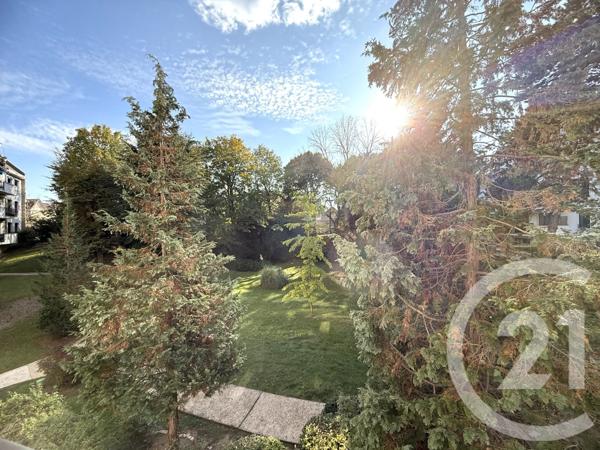 Appartement F5 à vendre  5 pièces - 84,33 m2 MAISONS LAFFITTE - 78