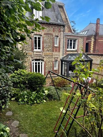 Achat - Maison Rouen 76000 194 m 2 517 m 2