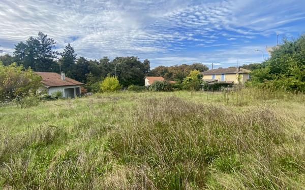 Terrain à vendre    Mont-de-Marsan