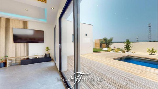 EN EXCLUSIVITE - VILLA 130 M2 - 3 CHAMBRES - SALLE DE BAIN - SALLE D'EAU - GARAGE - PISCINE