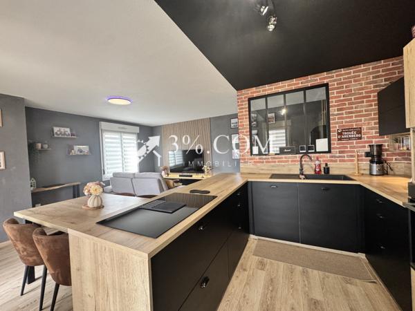 Appartement
                                                                                                                                                                                                                                                                                                                        3 pièce(s)                                                                                                                                                                                                          2 chambre(s)                                                                                                                                                                                                          66  m²
