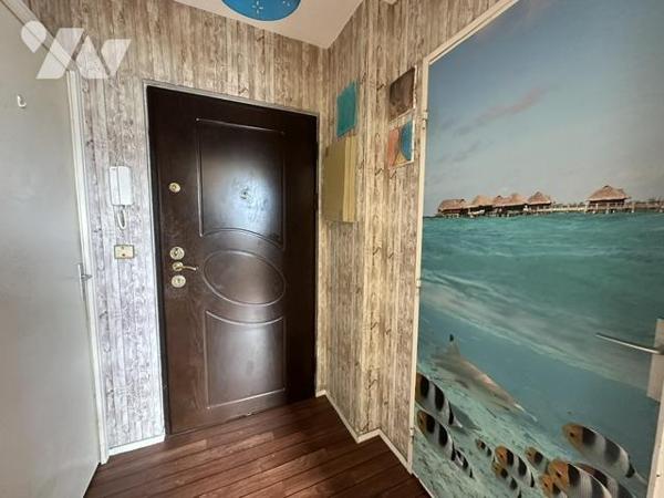 Appartement T1 de 32.47 m² (loi Carrez) avec une place de parking en sous-sol 
