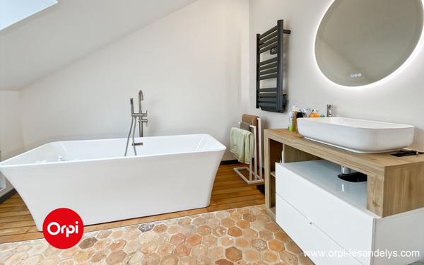 Maison à vendre    4 pièces • 104 m2 Les Andelys