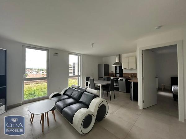 Appartement à louer 2 pièces 47.8m² Arpajon (91290)