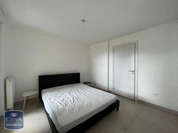 Appartement à louer 2 pièces 47.8m² Arpajon (91290)