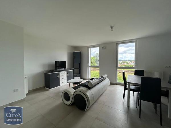 Appartement à louer 2 pièces 47.8m² Arpajon (91290)