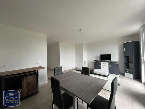 Appartement à louer 2 pièces 47.8m² Arpajon (91290)